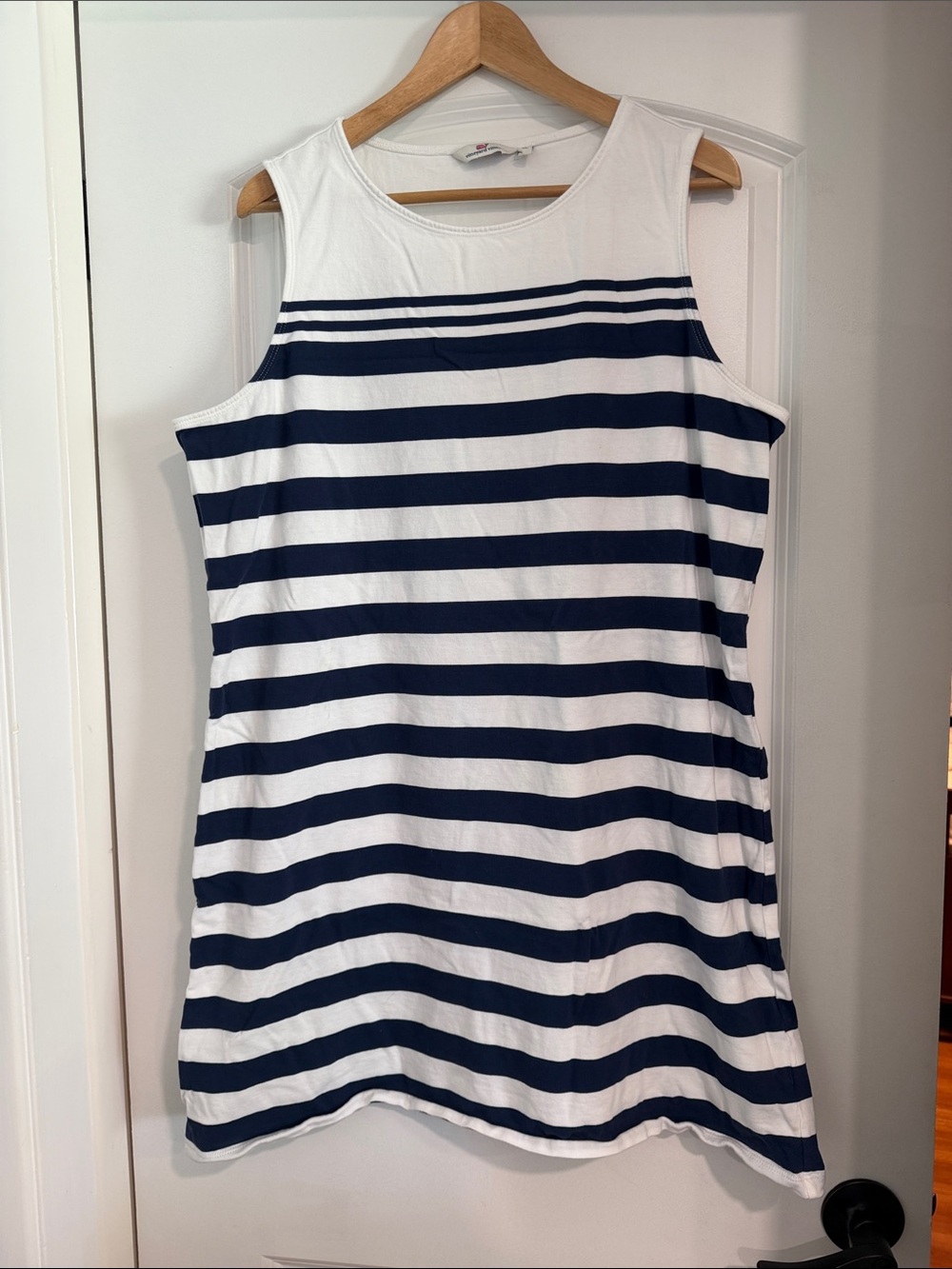 Vineyard Vines Navy and White Striped Women’s Dress Summer vacation nautical